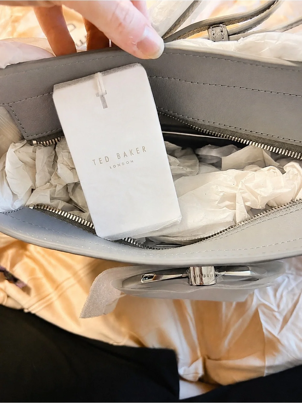 Ted Baker Grey Genuine Leather Ring Handle Crossbody Bag NWT Silver Hardware